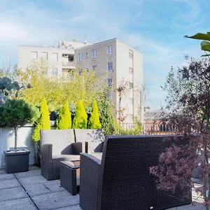 https://amazing-studio-in-san-babila.it-lombardy.com